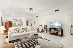 Picture of 1833 Courtyard Way E204, Naples, FL 34112