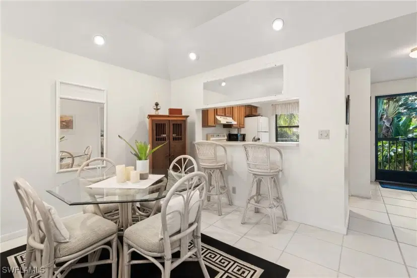 Picture of 1833 Courtyard Way E204, Naples FL 34112