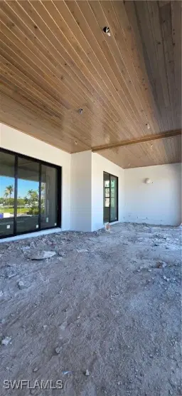 Picture of 111 Montrose Dr, Fort Myers, FL 33919