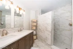 Picture of 10016 Sky View Way 703, Fort Myers, FL 33913