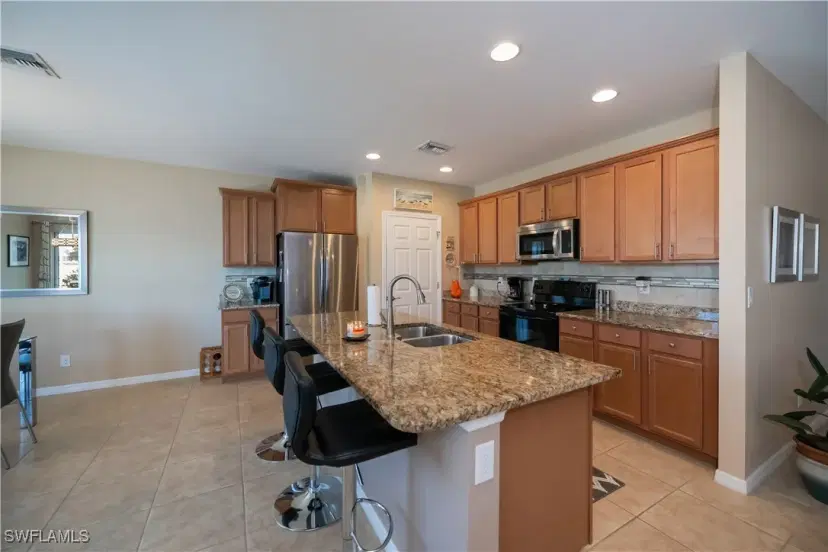 Picture of 3217 Birch Tree Ln, Alva FL 33920