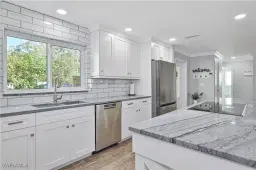 Picture of 4240 Ellis Rd, Fort Myers, FL 33905