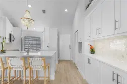 Picture of 1300 Sweetwater Cv 6202, Naples, FL 34110