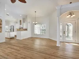 Picture of 27041 Enclave Dr, Bonita Springs, FL 34134