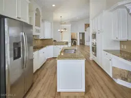 Picture of 27041 Enclave Dr, Bonita Springs, FL 34134