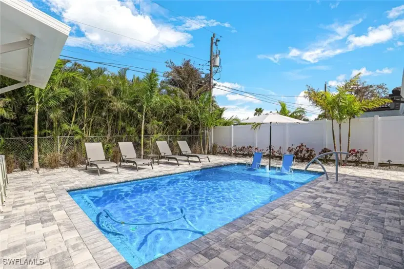 Picture of 643 108Th Ave N, Naples FL 34108