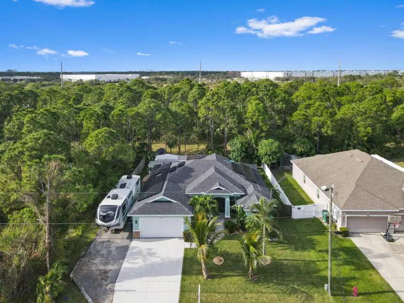 Picture of 5538 NW Cordrey Street, Port St Lucie FL 34986