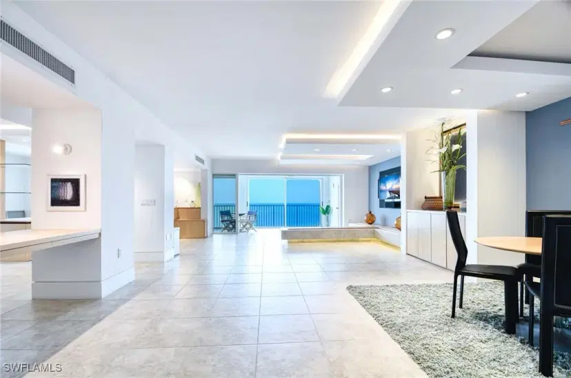 Picture of 1255 Gulf Shore Blvd N 6S, Naples FL 34102