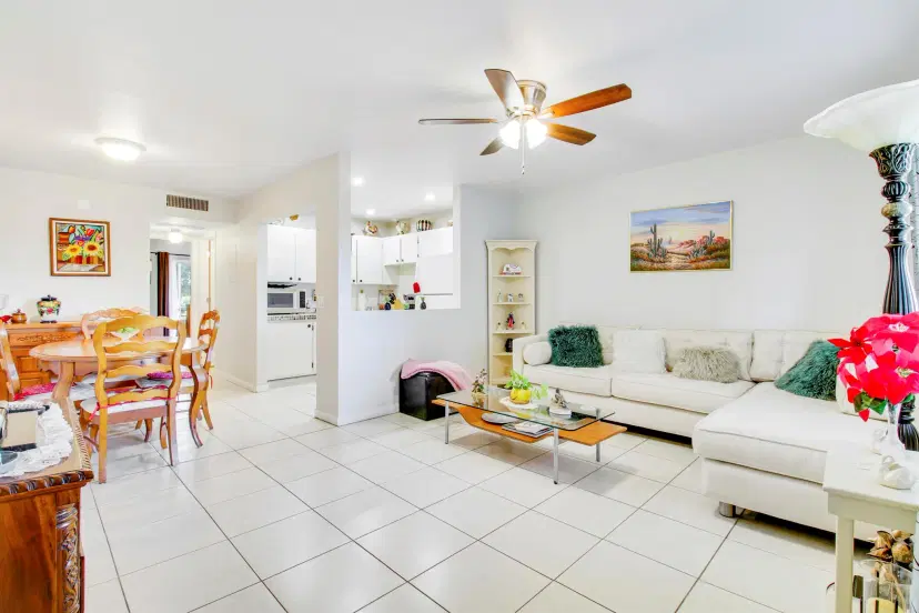Picture of 3300 Springdale Boulevard 310, Palm Springs FL 33461