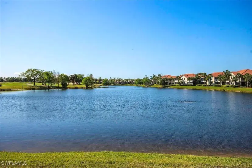 Picture of 16590 Crownsbury Way 102, Fort Myers FL 33908