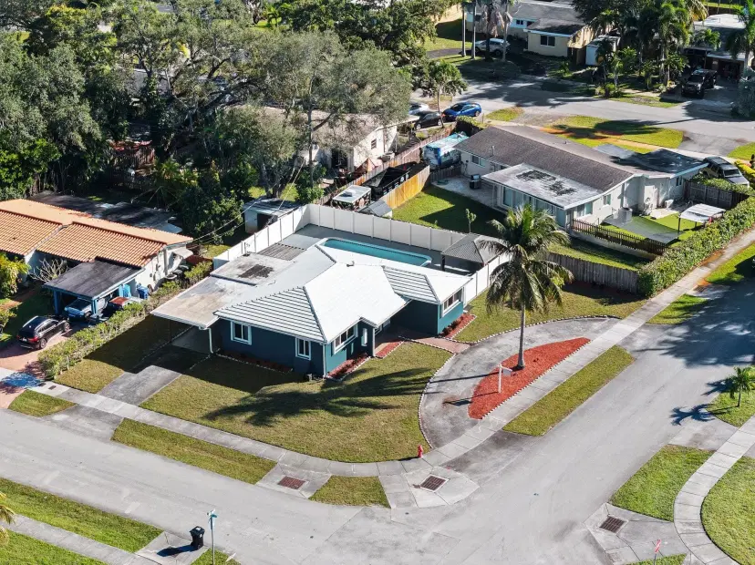 Picture of 1900 SW 33Rd Ave, Fort Lauderdale FL 33312