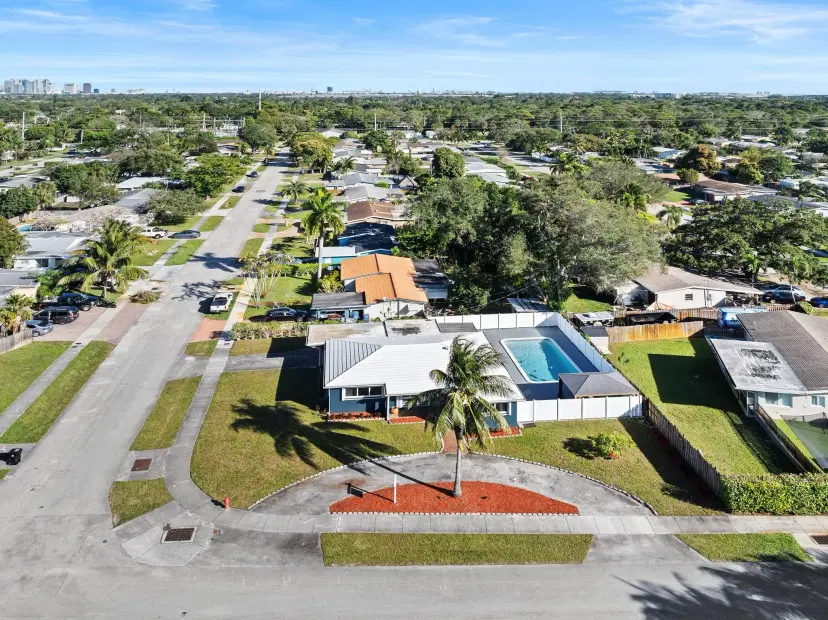 Picture of 1900 SW 33Rd Ave, Fort Lauderdale FL 33312