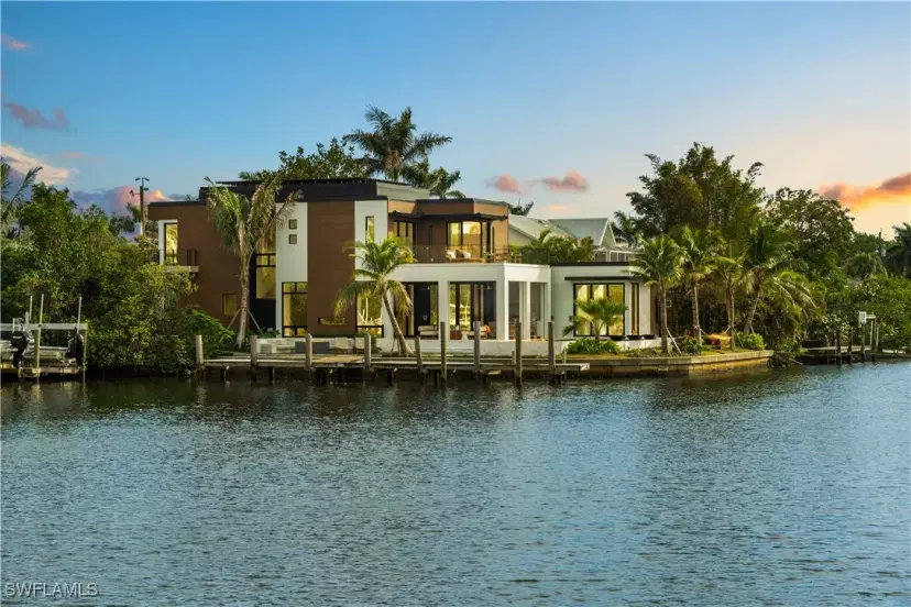Picture of 1100 Sandpiper St, Naples FL 34102