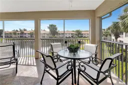 Picture of 882 Carrick Bend Cir 202, Naples, FL 34110
