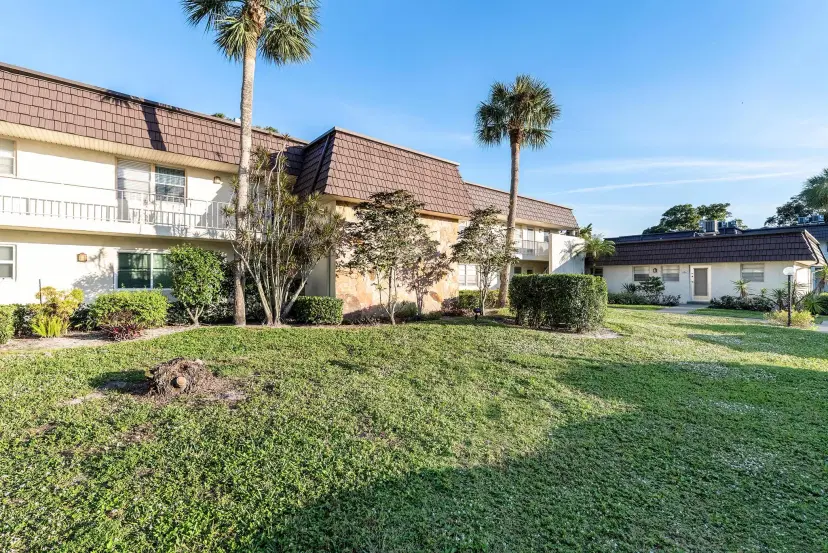 Picture of 12002 Poinciana Boulevard 107, Royal Palm Beach FL 33411