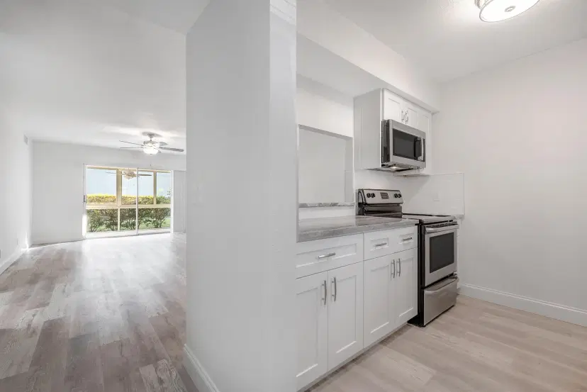 Picture of 12002 Poinciana Boulevard 107, Royal Palm Beach FL 33411