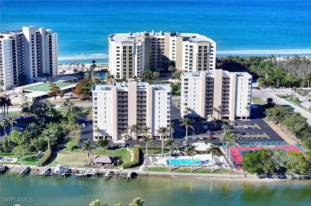 Picture of 11116 Gulf Shore Dr B502, Naples, FL 34108