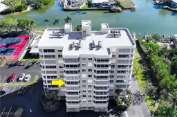 Picture of 11116 Gulf Shore Dr B502, Naples, FL 34108
