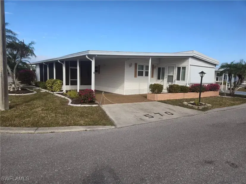 Picture of 570 Hogan Dr, North Fort Myers FL 33903
