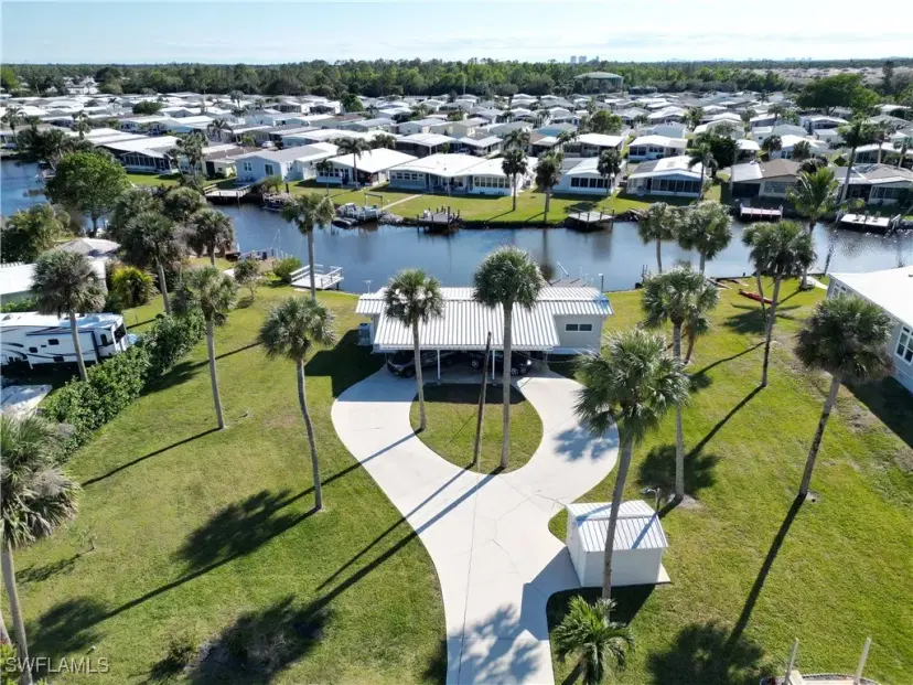 Picture of 22 Henderson Dr, Naples FL 34114