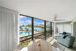 Picture of 222 Harbour Dr 207, Naples, FL 34103