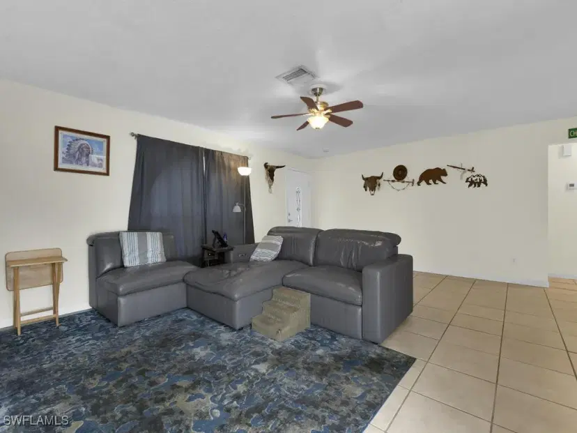 Picture of 105 SE 44Th Ter, Cape Coral FL 33904
