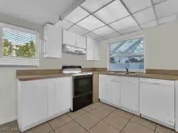 Picture of 105 SE 44Th Ter, Cape Coral, FL 33904