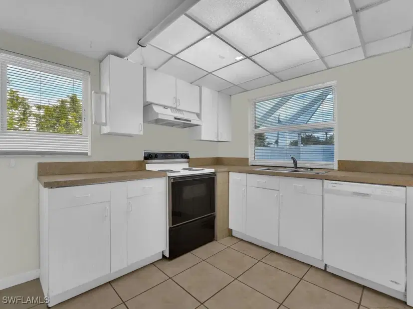 Picture of 105 SE 44Th Ter, Cape Coral FL 33904