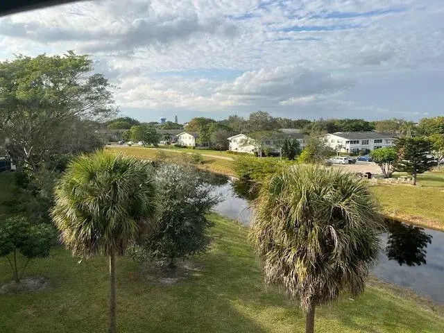 Picture of 4117 Newport U, Deerfield Beach FL 33442