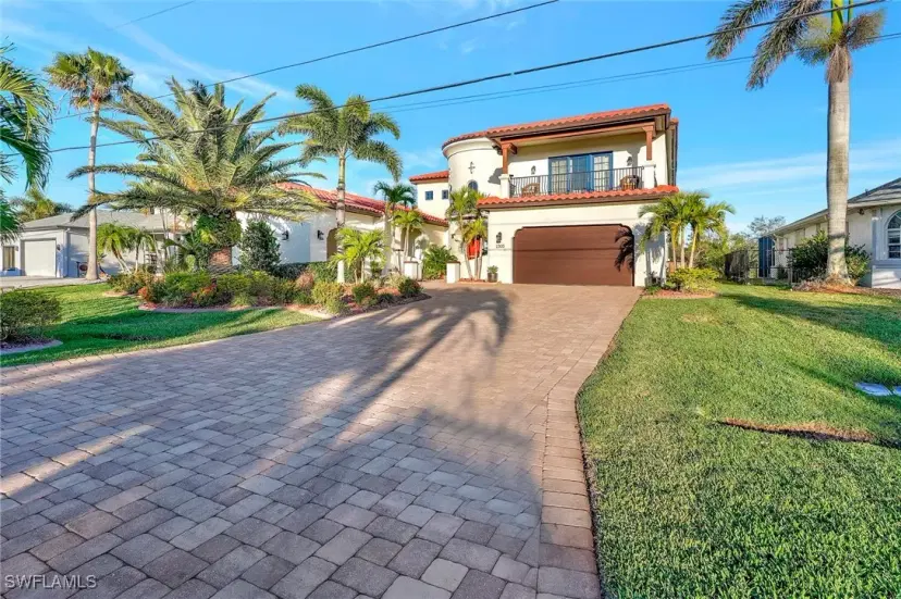 Picture of 2305 SE 20Th Pl, Cape Coral FL 33990