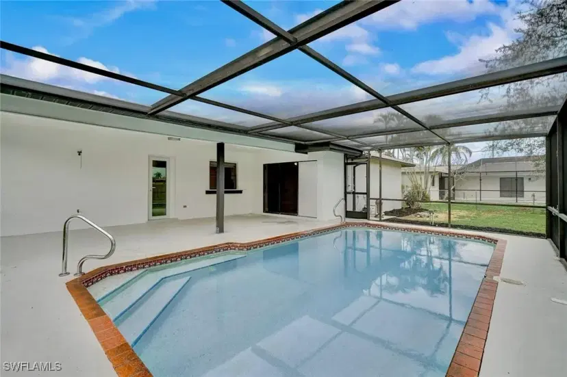 Picture of 2214 SE 13Th St, Cape Coral FL 33990