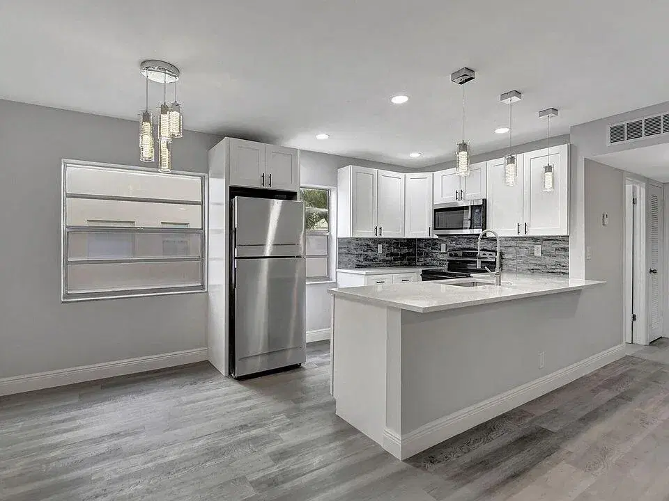 Picture of 909 S Flanders S, Delray Beach, FL 33484