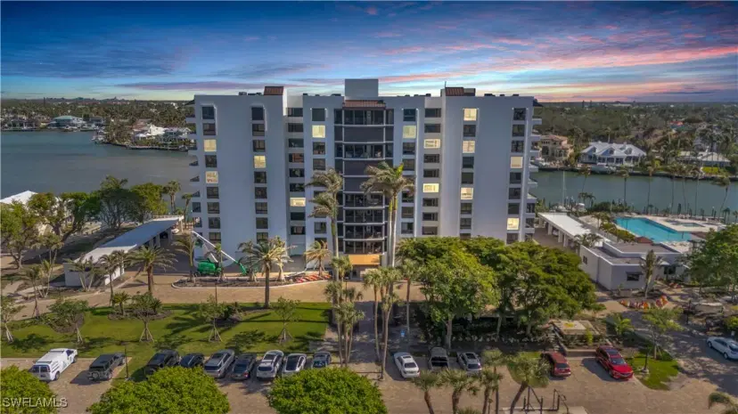 Picture of 2400 Gulf Shore Blvd N Ph-3, Naples FL 34103