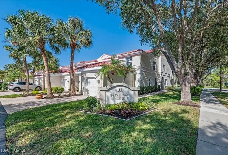 Picture of 885 Eastham Way N-102, Naples, FL 34104