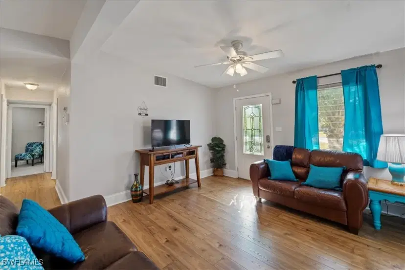 Picture of 207 Waterway Cir Ne, Port Charlotte FL 33952