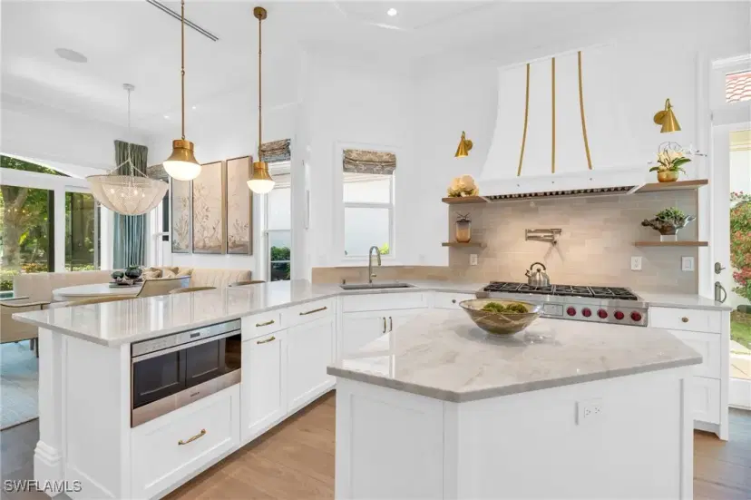Picture of 8731 La Palma Ln, Naples FL 34108