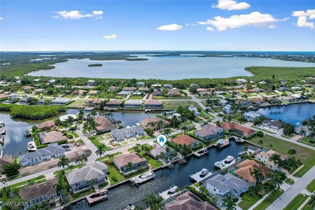 Picture of 124 Starfish Ct, Marco Island, FL 34145