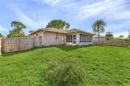 Picture of 17376 Connecticut Rd, Fort Myers, FL 33967