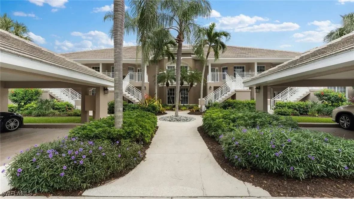 Picture of 1960 Willow Bend Cir 203, Naples, FL 34109