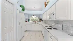 Picture of 1960 Willow Bend Cir 203, Naples, FL 34109
