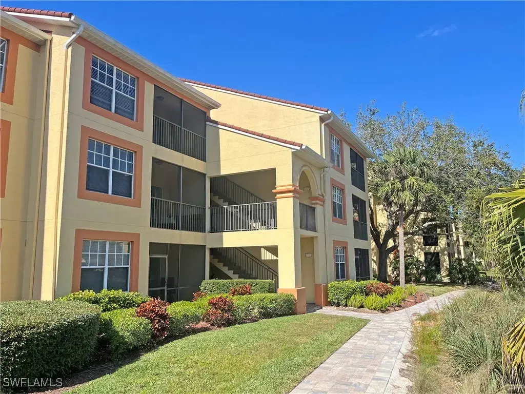 Picture of 7915 Preserve Cir 236, Naples, FL 34119