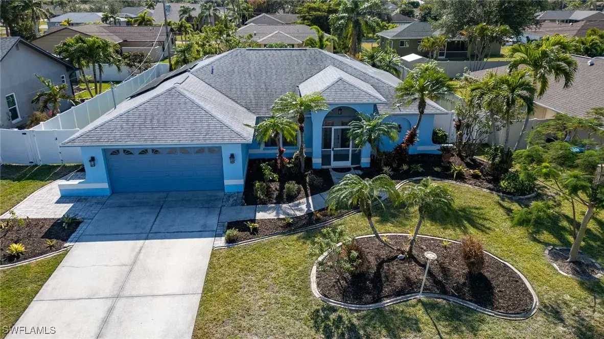 Picture of 418 SE 18Th St, Cape Coral, FL 33990