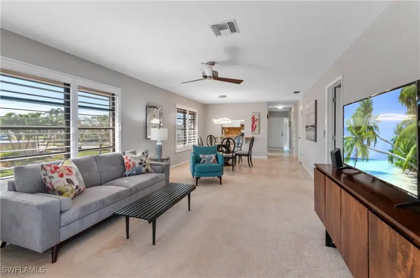 Picture of 1929 SE 40Th Ter 5, Cape Coral FL 33904