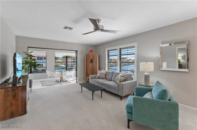 Picture of 1929 SE 40Th Ter 5, Cape Coral FL 33904