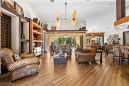 Picture of 8388 Southwind Bay Cir, Fort Myers, FL 33908