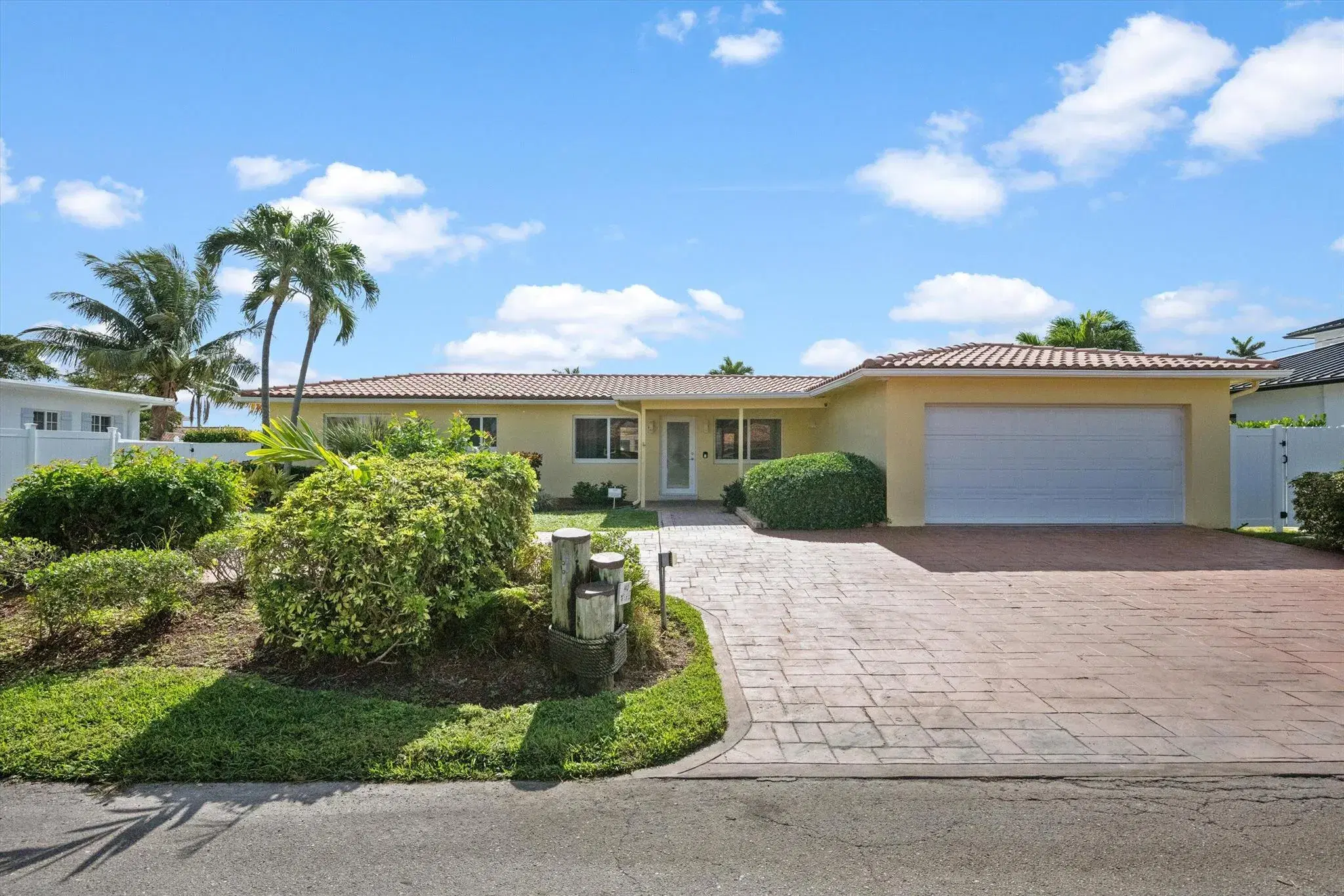 Picture of 161 Neptune Drive, Hypoluxo, FL 33462