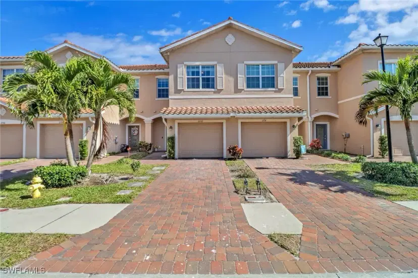 Picture of 2722 Citrus St, Naples FL 34120