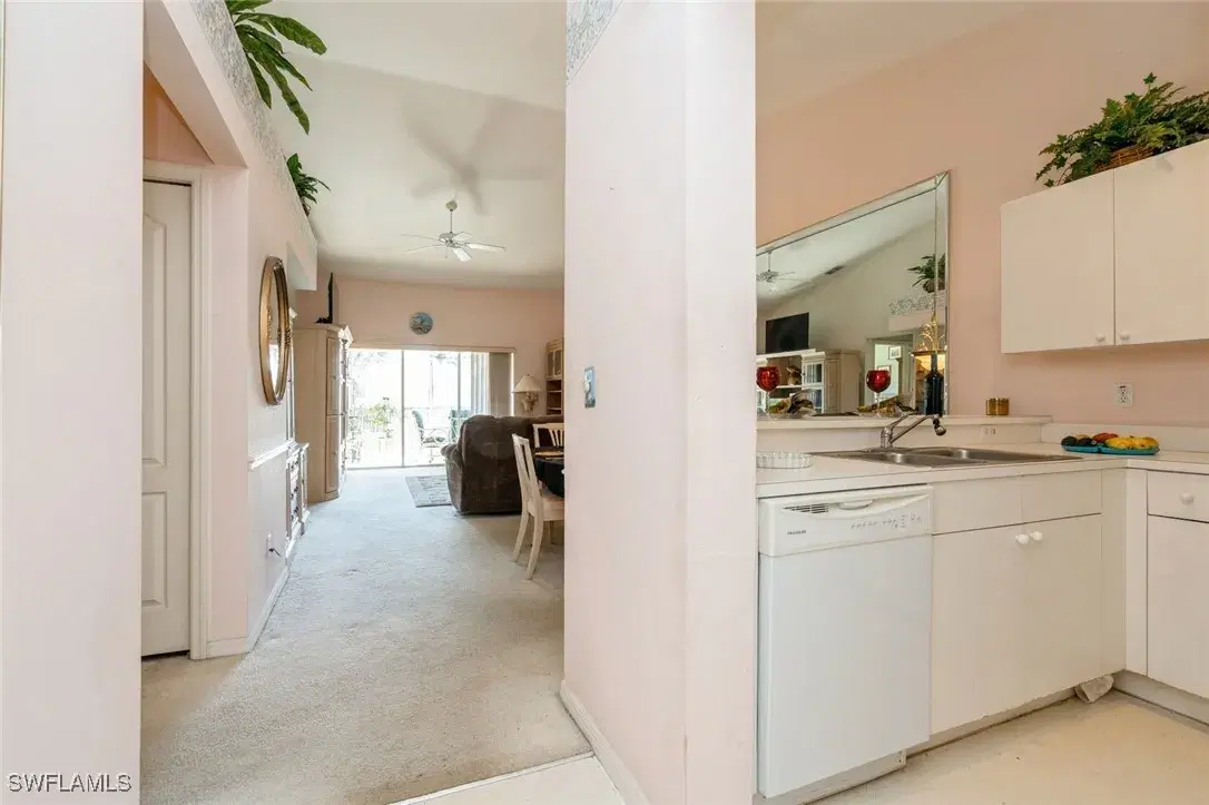 Picture of 1336 Mainsail Dr 1224, Naples, FL 34114