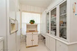 Picture of 1336 Mainsail Dr 1224, Naples, FL 34114