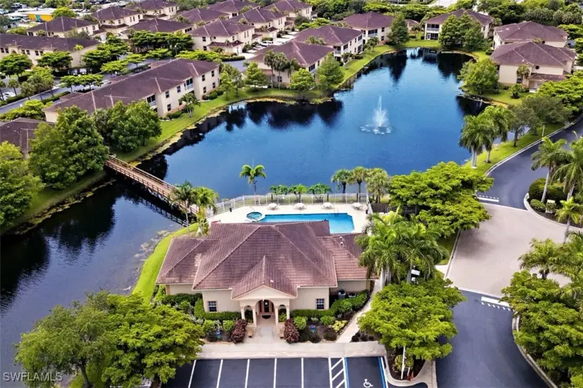 Picture of 15361 Bellamar Cir 114, Fort Myers FL 33908